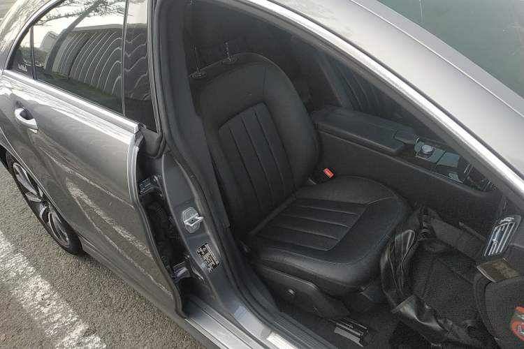 Used Mercedes-Benz CLS 2015 CLS 320 Right Front Seat