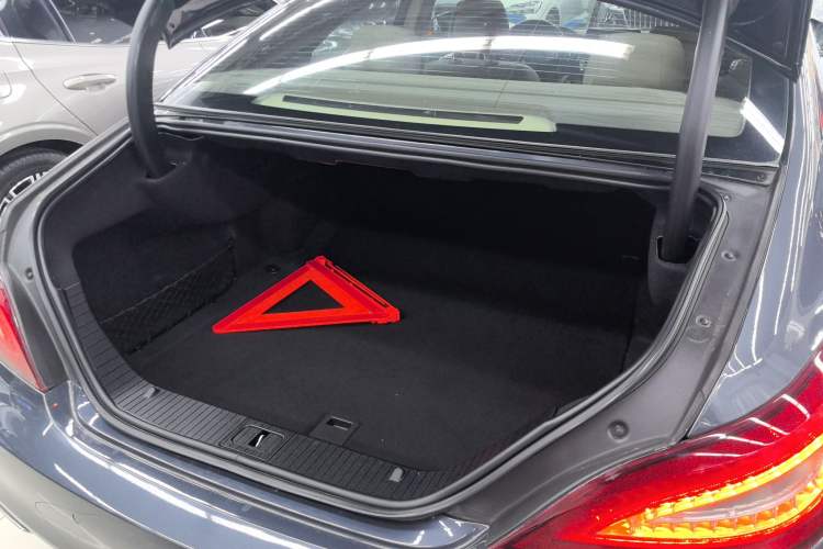 Used Mercedes-Benz CLS 2015 CLS 260 Trunk