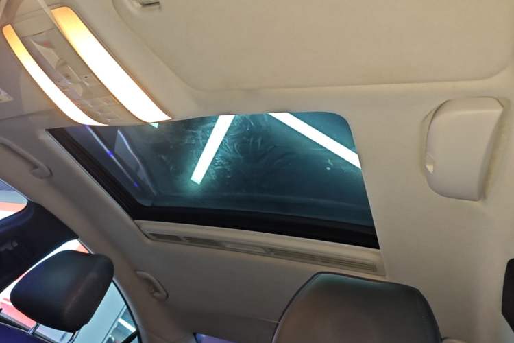Used Mercedes-Benz CLS 2015 CLS 260 Headliner