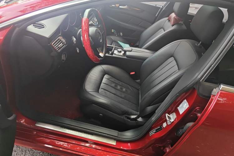 Used Mercedes-Benz CLS 2015 CLS 320 Left Front Seat