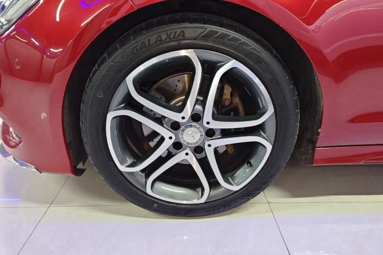 Used Mercedes-Benz CLS 2015 CLS 260 Left Front Wheel Hub