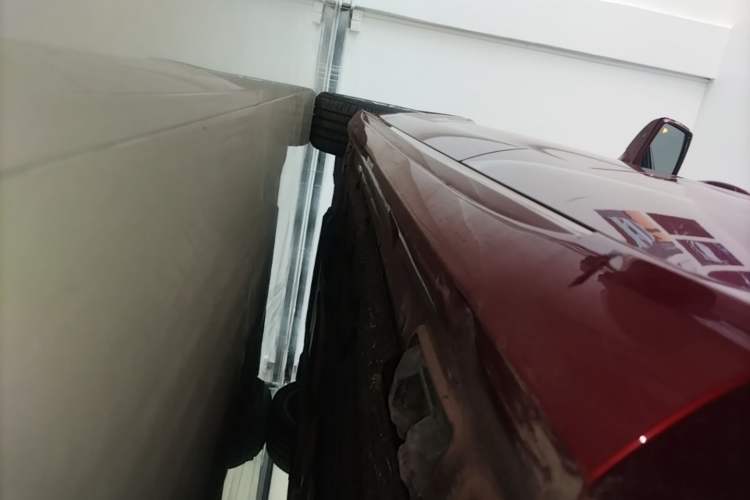 Used Mercedes-Benz CLS 2015 CLS 320 Left Side Sill