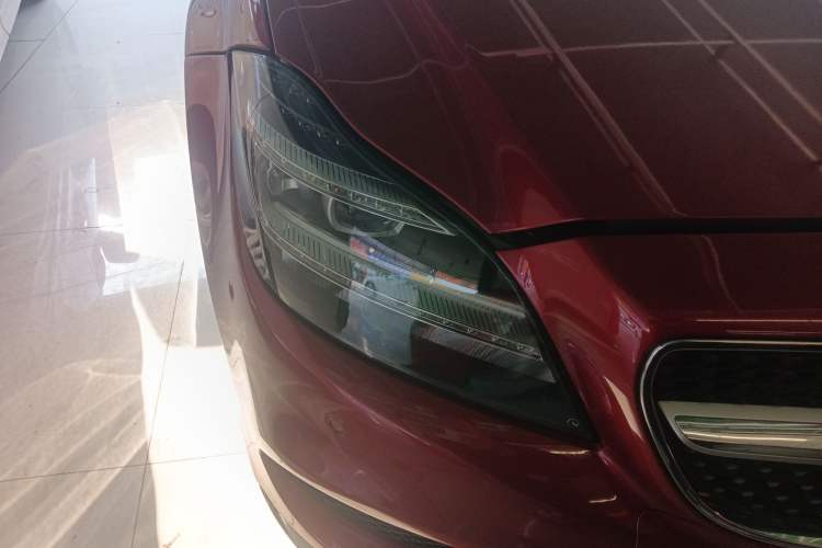 Used Mercedes-Benz CLS 2015 CLS 320 Right Front Headlight