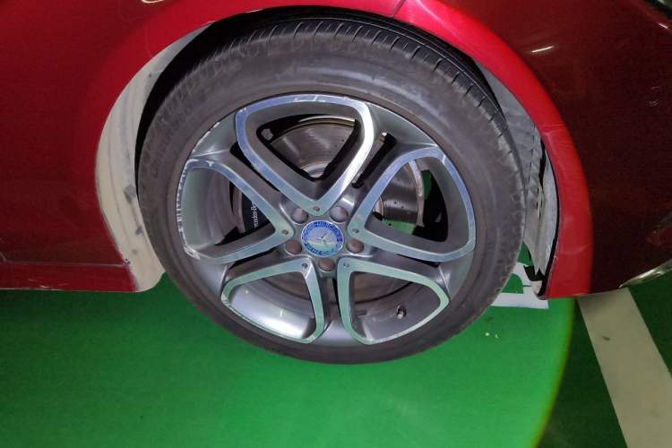 Used Mercedes-Benz CLS 2015 CLS 260 Right Front Wheel Hub