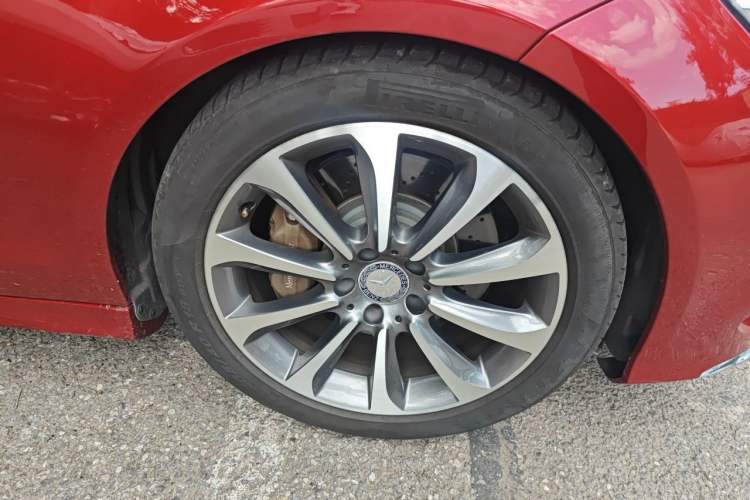 Used Mercedes-Benz CLS 2015 CLS 320 Right Front Wheel Hub