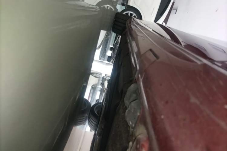 Used Mercedes-Benz CLS 2015 CLS 320 Right Side Sill