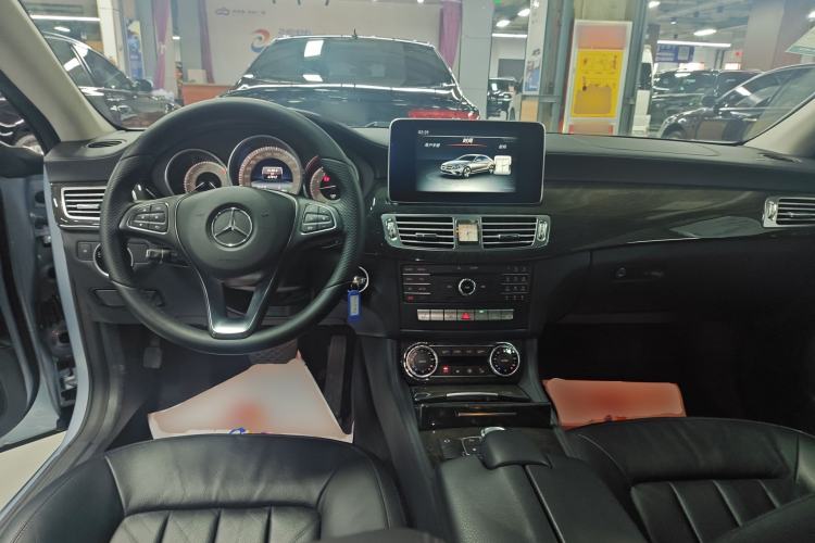 Used Mercedes-Benz CLS 2015 CLS 320 Center Console