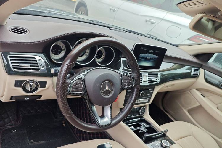 Used Mercedes-Benz CLS 2015 CLS 260 Center Console