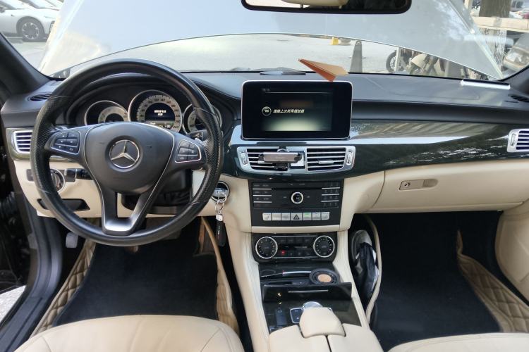 Used Mercedes-Benz CLS 2015 CLS 320 Center Console
