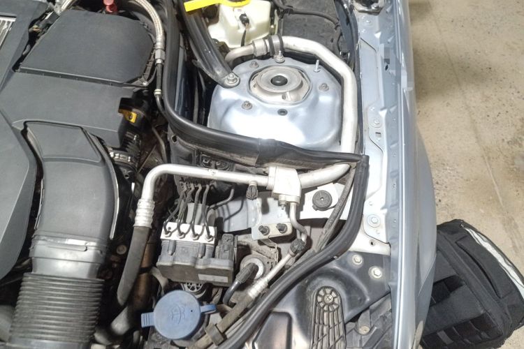 Used Mercedes-Benz CLS 2015 CLS 320 Engine Bay Left
