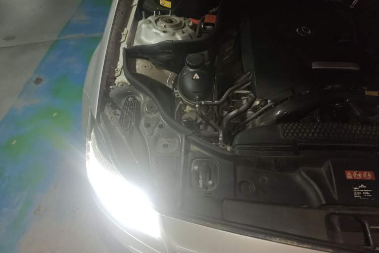 Used Mercedes-Benz CLS 2015 CLS 260 Engine Bay Right