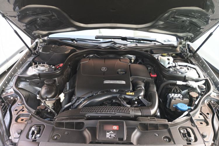 Used Mercedes-Benz CLS 2015 CLS 260 Engine Bay