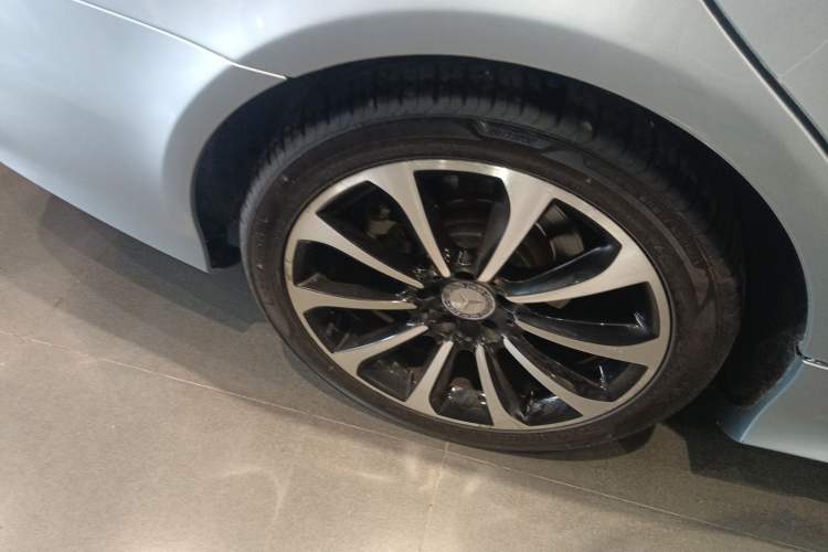 Used Mercedes-Benz CLS 2015 CLS 320 Exterior 5