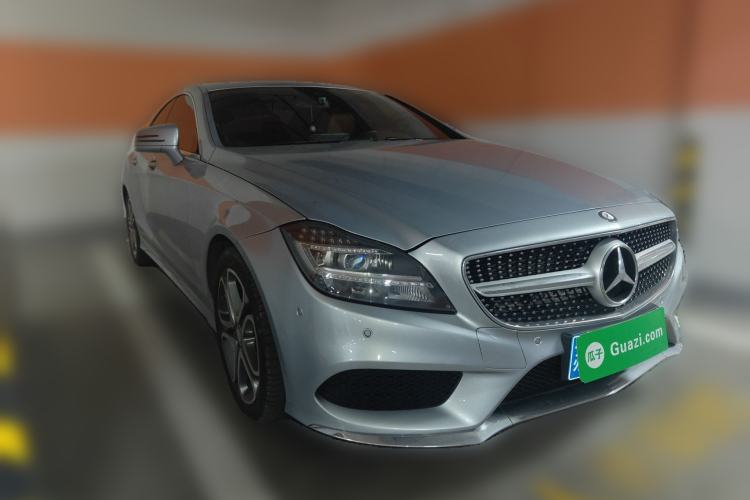 Used Mercedes-Benz CLS 2015 CLS 260 Front Right 45 Deg