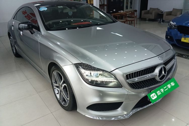 Used Mercedes-Benz CLS 2015 CLS 260 Front Right 45 Deg