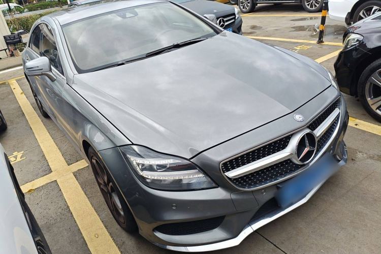 Used Mercedes-Benz CLS 2015 CLS 260 Front Right 45 Deg