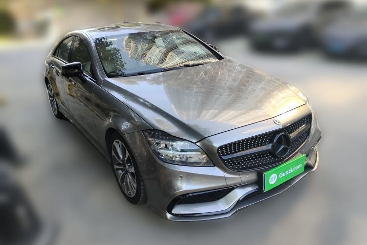 Used Mercedes-Benz CLS 2015 CLS 320 Front Right 45 Deg