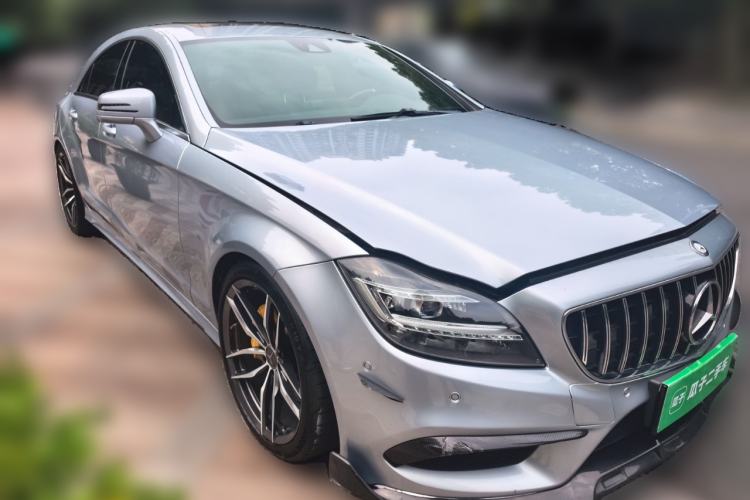 Used Mercedes-Benz CLS 2015 CLS 320 Front Right 45 Deg