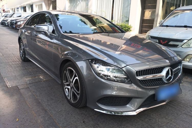 Used Mercedes-Benz CLS 2015 CLS 260 Front Right 45 Deg