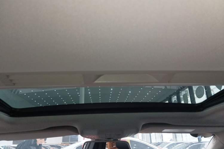 Used Mercedes-Benz CLS 2015 CLS 260 Headliner