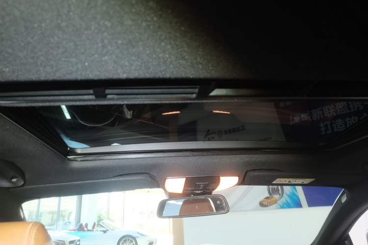 Used Mercedes-Benz CLS 2015 CLS 260 Headliner