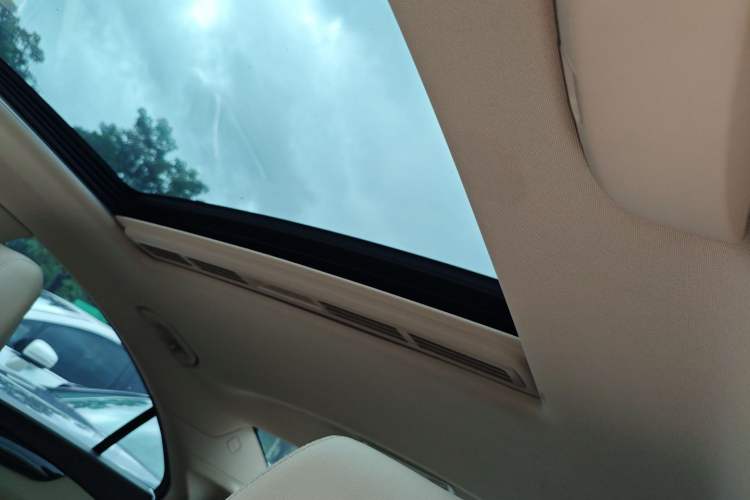 Used Mercedes-Benz CLS 2015 CLS 260 Headliner