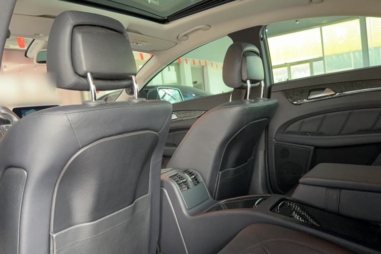 Used Mercedes-Benz CLS 2015 CLS 320 Interior 4