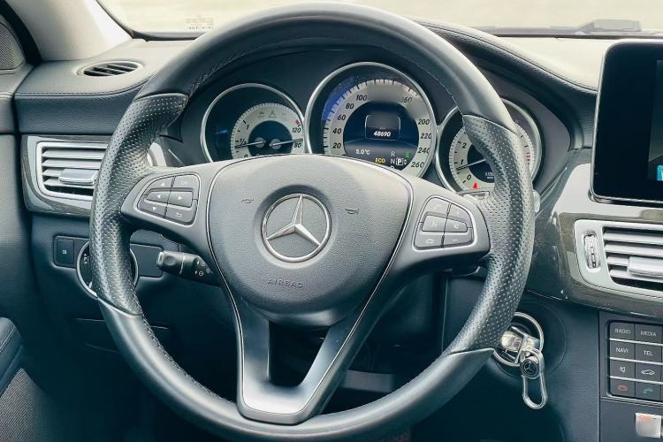Used Mercedes-Benz CLS 2015 CLS 260 Interior 4
