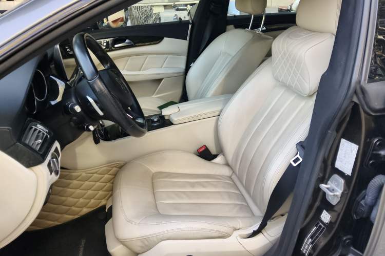Used Mercedes-Benz CLS 2015 CLS 320 Left Front Seat