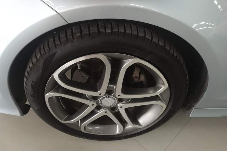 Used Mercedes-Benz CLS 2015 CLS 260 Left Front Wheel Hub