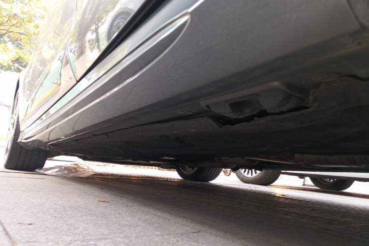 Used Mercedes-Benz CLS 2015 CLS 260 Left Side Sill