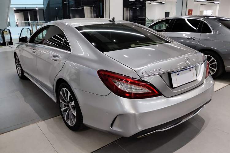 Used Mercedes-Benz CLS 2015 CLS 320 Rear Left 45 Deg