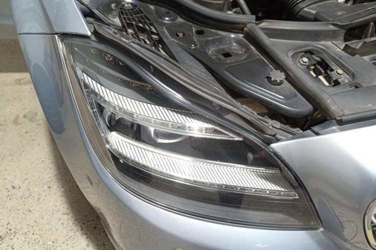 Used Mercedes-Benz CLS 2015 CLS 320 Right Front Headlight
