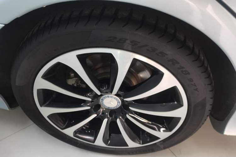 Used Mercedes-Benz CLS 2015 CLS 320 Right Rear Wheel Hub