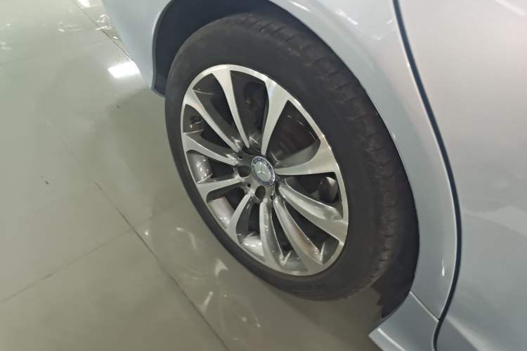 Used Mercedes-Benz CLS 2015 CLS 320 Right Rear Wheel Hub