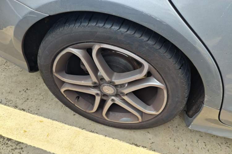 Used Mercedes-Benz CLS 2015 CLS 260 Right Rear Wheel Hub