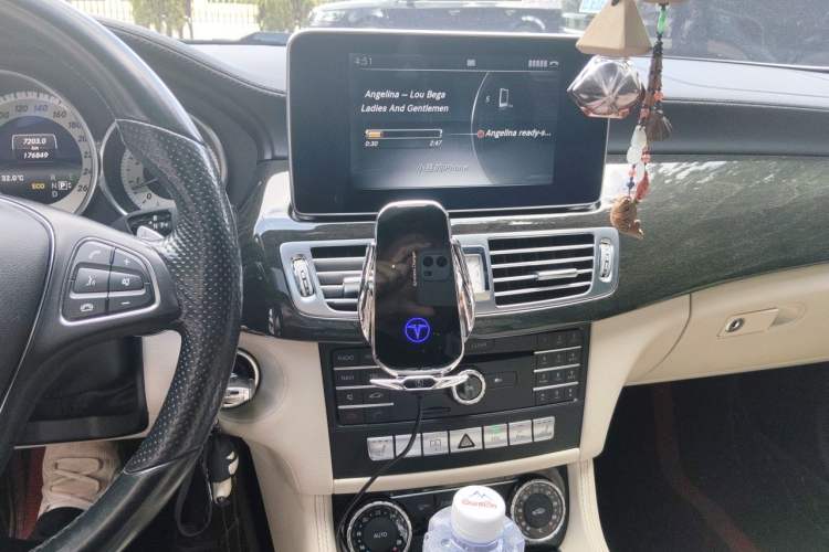 Used Mercedes-Benz CLS 2015 CLS 320 Audio And AC Panel