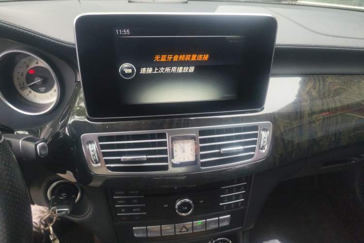 Used Mercedes-Benz CLS  Audio And AC Panel