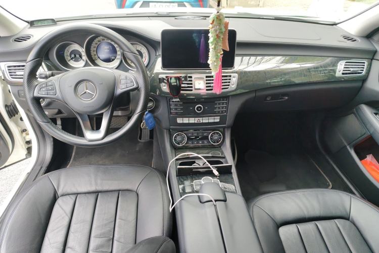 Used Mercedes-Benz CLS 2015 CLS 260 Center Console