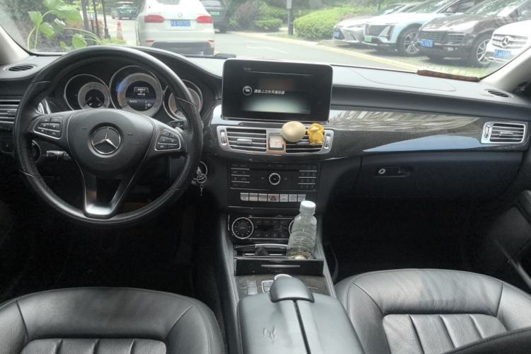 Used Mercedes-Benz CLS 2015 CLS 320 Center Console