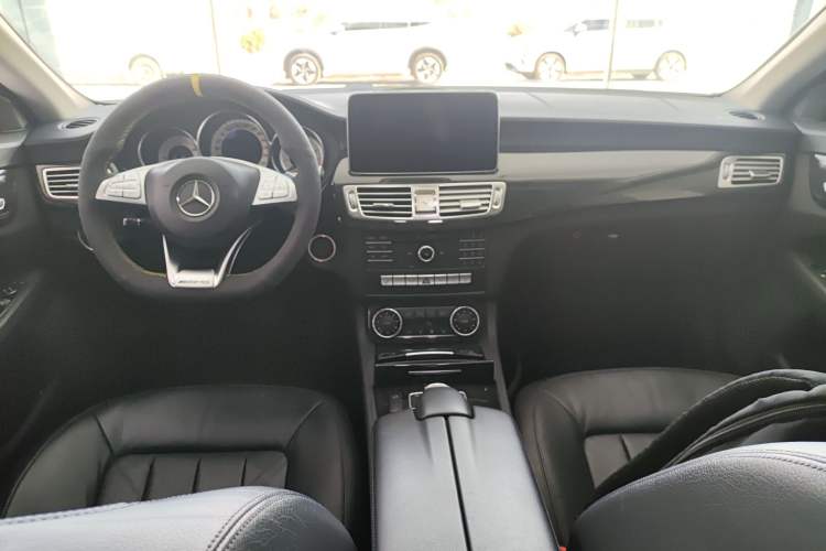 Used Mercedes-Benz CLS 2015 CLS 320 Center Console