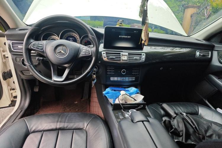 Used Mercedes-Benz CLS 2015 CLS 260 Center Console