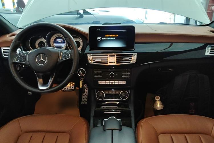 Used Mercedes-Benz CLS 2015 CLS 320 Center Console