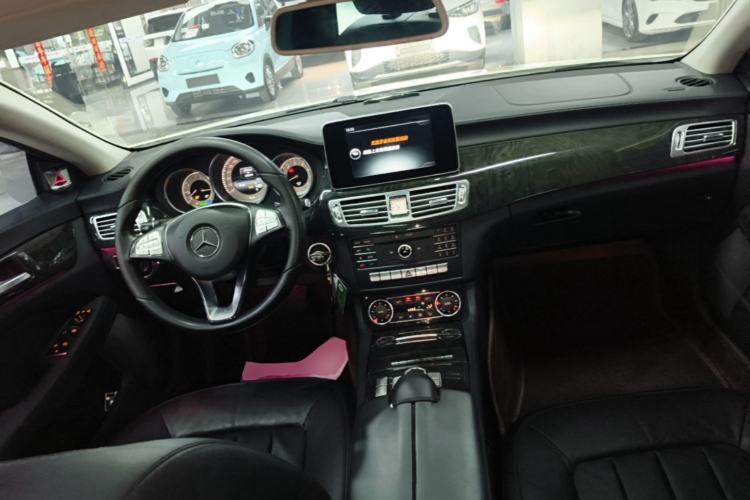 Used Mercedes-Benz CLS 2015 CLS 260 Center Console