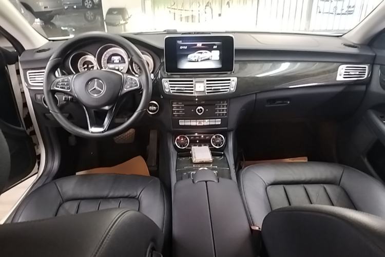 Used Mercedes-Benz CLS 2015 CLS 260 Center Console