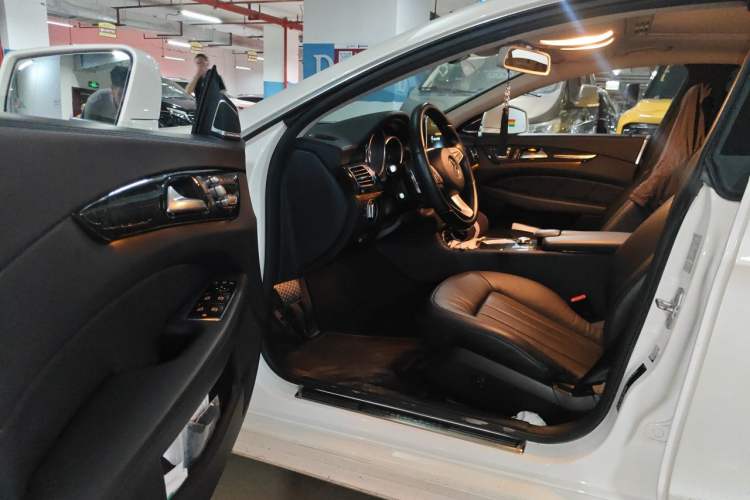 Used Mercedes-Benz CLS 2015 CLS 260 Driver Seat
