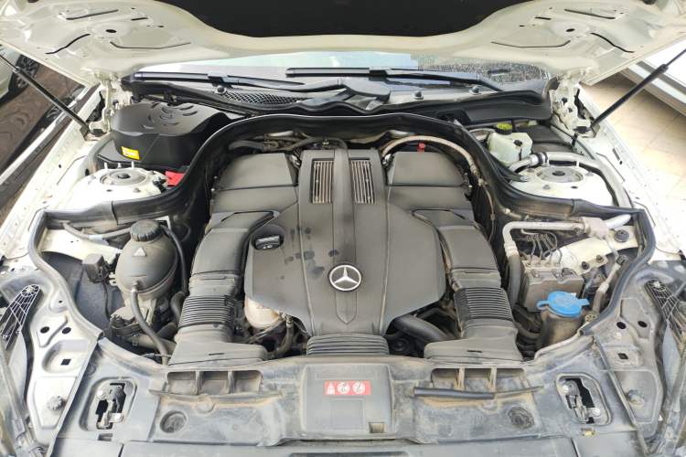 Used Mercedes-Benz CLS 2015 CLS 320 Engine Bay