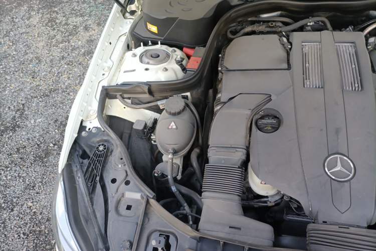 Used Mercedes-Benz CLS 2015 CLS 320 Engine Bay Right