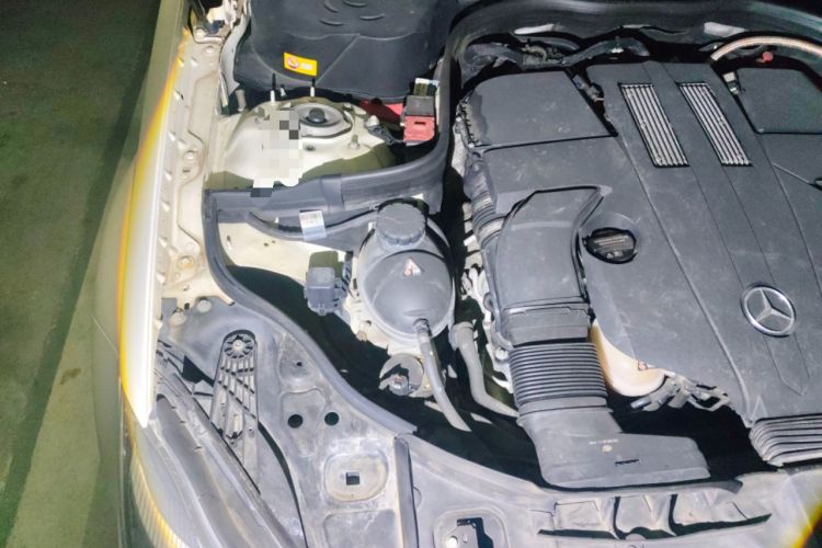 Used Mercedes-Benz CLS 2015 CLS 320 Engine Bay Right