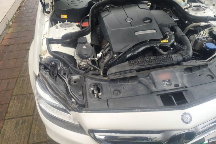 Used Mercedes-Benz CLS  Engine Bay Right